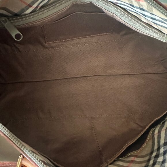 Burberry Hand Bag Nylon Khaki - EUC - Picture 8 of 8